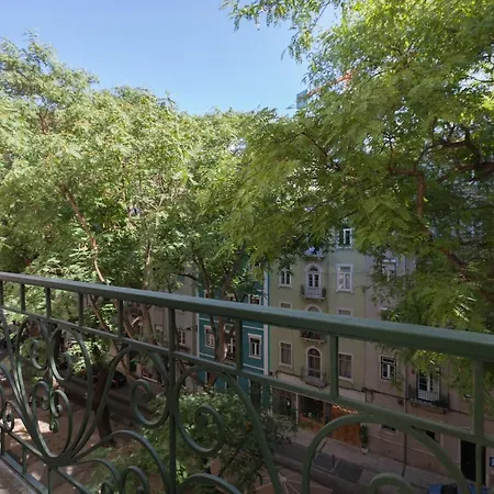 Flh Gulbenkian Fantastic With Balcony Apartment *