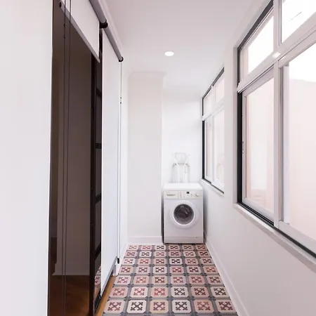 Flh Gulbenkian Fantastic With Balcony Apartment Lisbon