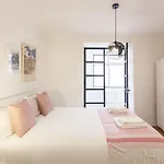Διαμέρισμα Flh Gulbenkian Fantastic With Balcony *
